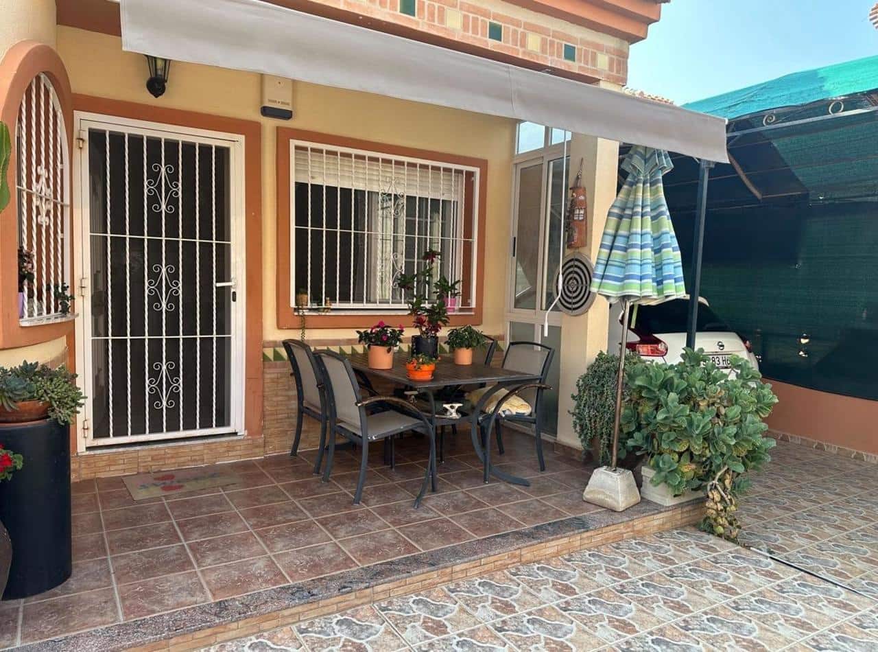 3 quarto Moradia para venda em Orihuela Costa com piscina - 285 000 € (Ref: 9155272)