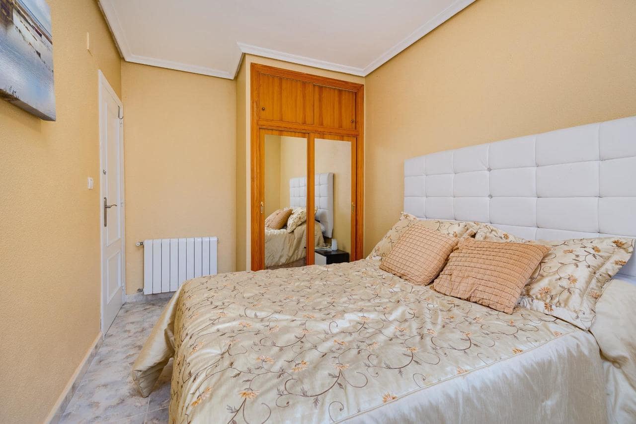 3 chambre Villa/Maison à vendre à Orihuela Costa avec piscine - 199 999 € (Ref: 9155290)