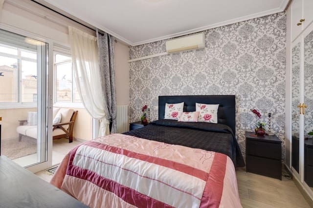 3 Zimmer Villa zu verkaufen in Dehesa de Campoamor, Orihuela mit Pool - 199.999 € (Ref: 9155290)