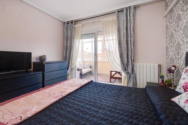 3 Zimmer Villa zu verkaufen in Dehesa de Campoamor, Orihuela mit Pool - 199.999 € (Ref: 9155290)