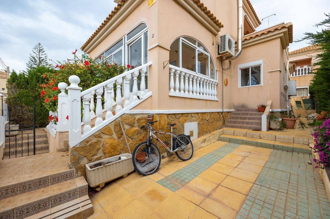 3 chambre Villa/Maison à vendre à Orihuela Costa avec piscine - 199 999 € (Ref: 9155290)