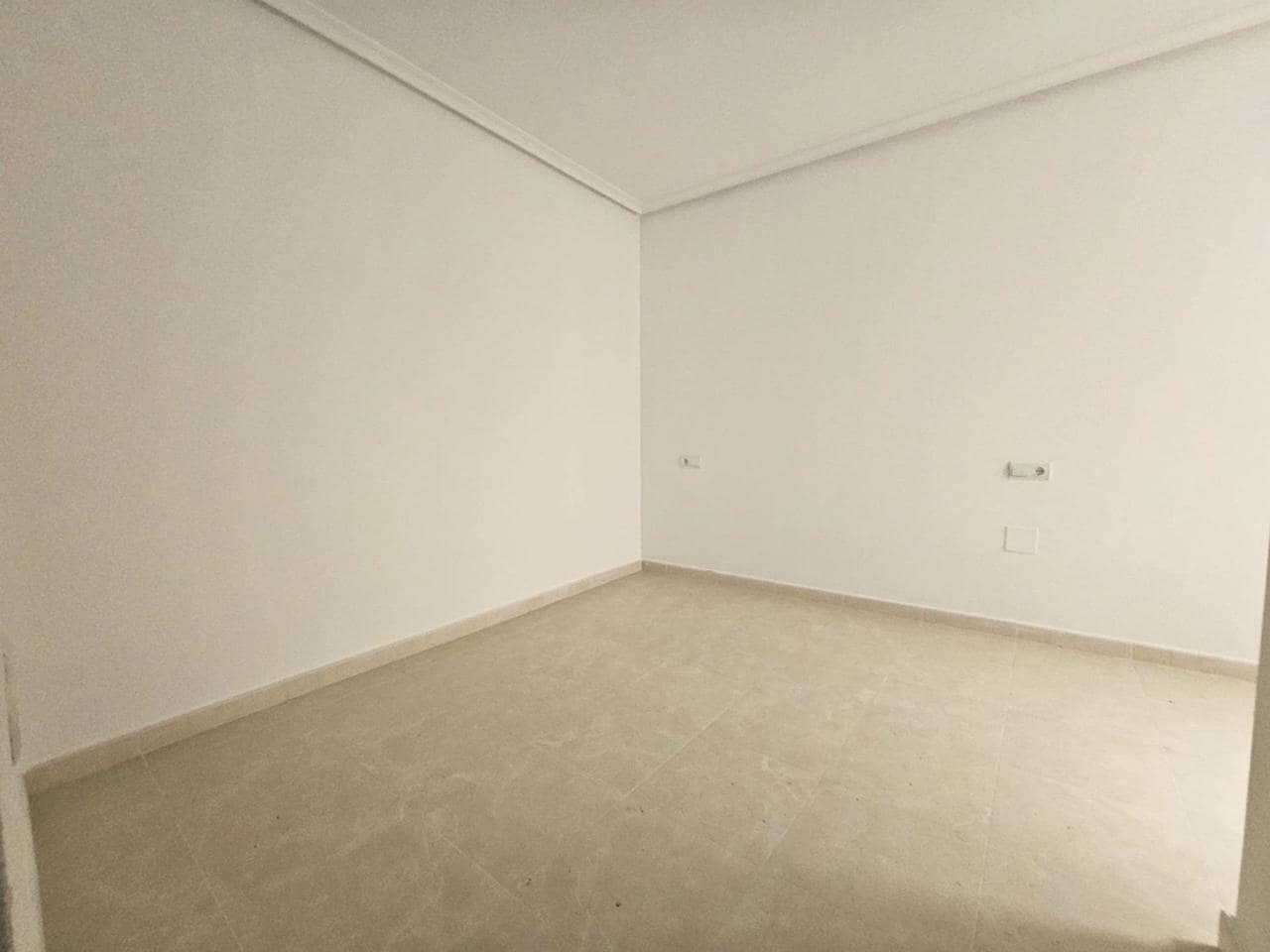 3 quarto Apartamento para venda em Torrevieja - 239 900 € (Ref: 9155299)