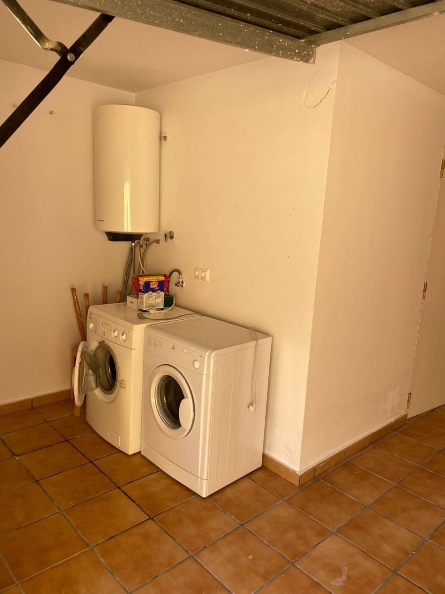 3 bedroom Villa for sale in Orihuela Costa with pool - € 355,000 (Ref: 9155301)