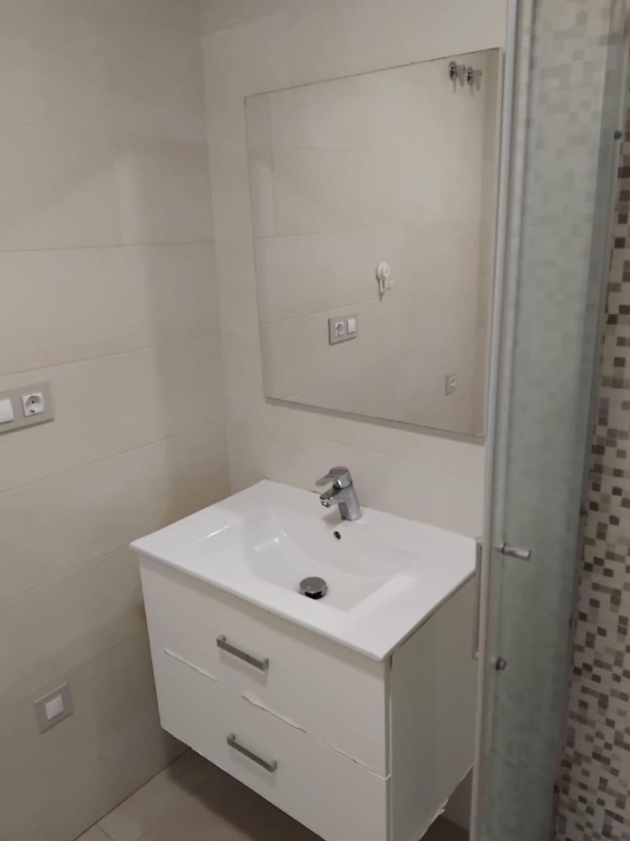 Apartamento de 2 habitaciones en Orihuela Costa en venta con piscina - 239.900 € (Ref: 9155302)