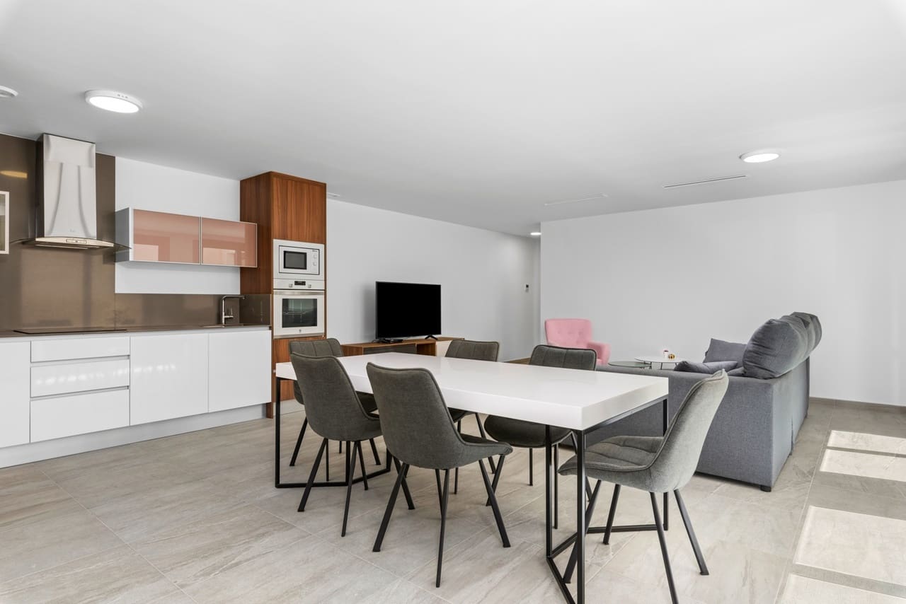 5 quarto Moradia para venda em San Miguel de Salinas - 499 990 € (Ref: 9155312)