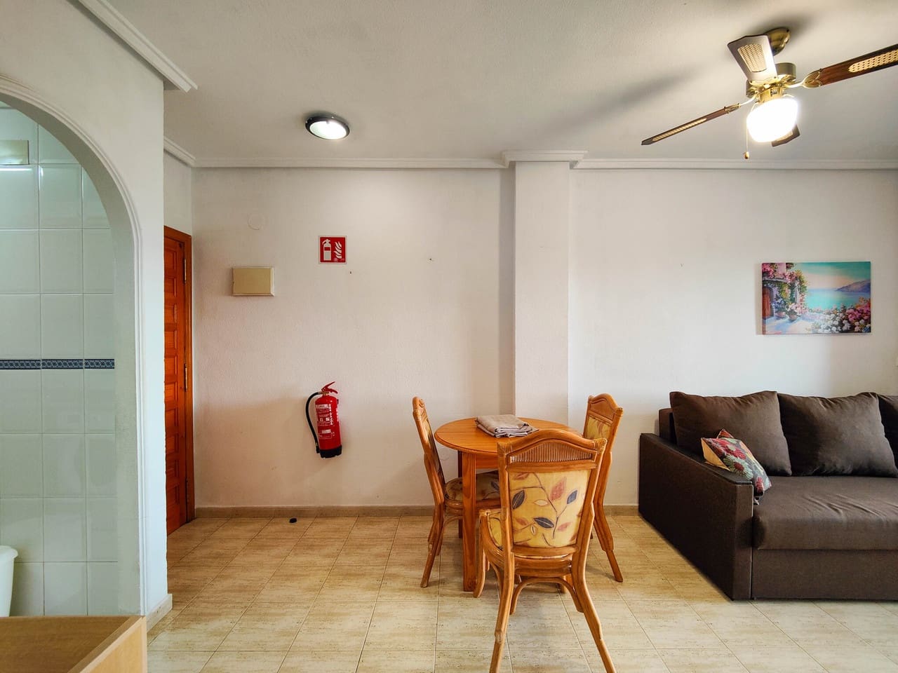 2 bedroom Apartment for sale in Torrevieja - € 143,900 (Ref: 9155355)