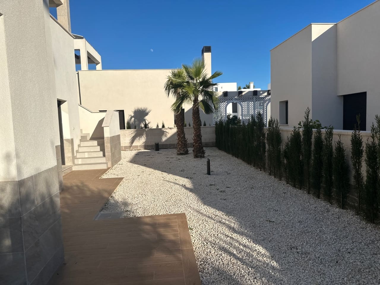 3 makuuhuone Huvila myytävänä paikassa Ciudad Quesada - 995 000 € (Ref: 9155388)