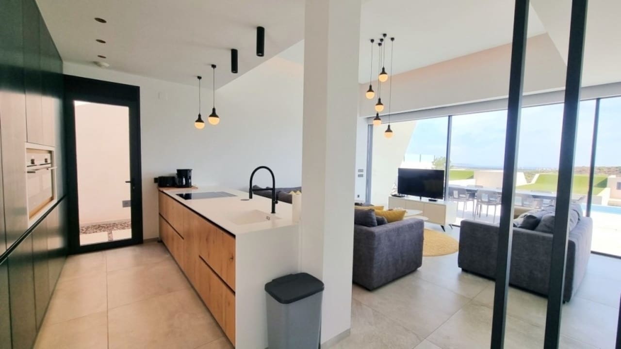 4 slaapkamer Villa te koop in Ciudad Quesada - € 660.000 (Ref: 9155391)