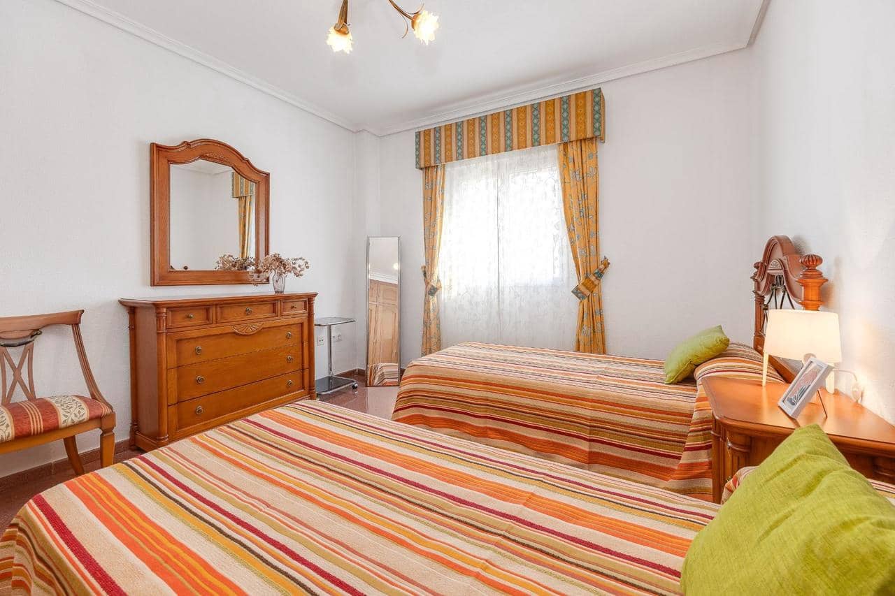 2 sypialnia Penthouse na sprzedaż w Torrevieja - 219 000 € (Ref: 9155392)
