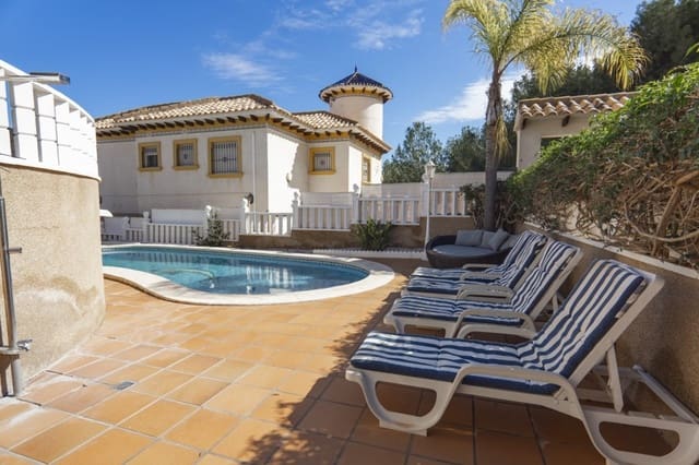 4 Zimmer Villa zu verkaufen in Villamartin, Orihuela - 355.950 € (Ref: 9155419)
