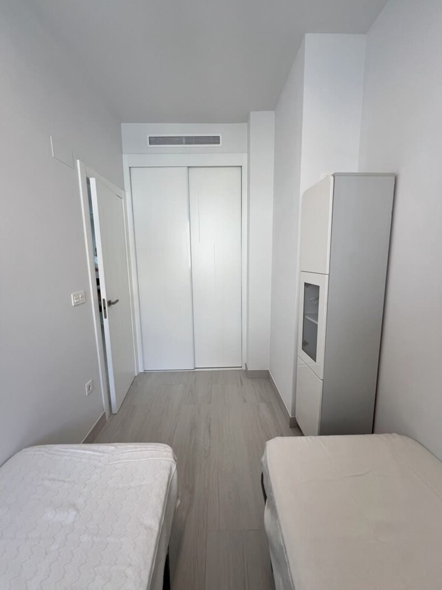 2 bedroom Apartment for sale in Torrevieja with pool - € 259,000 (Ref: 9155436)