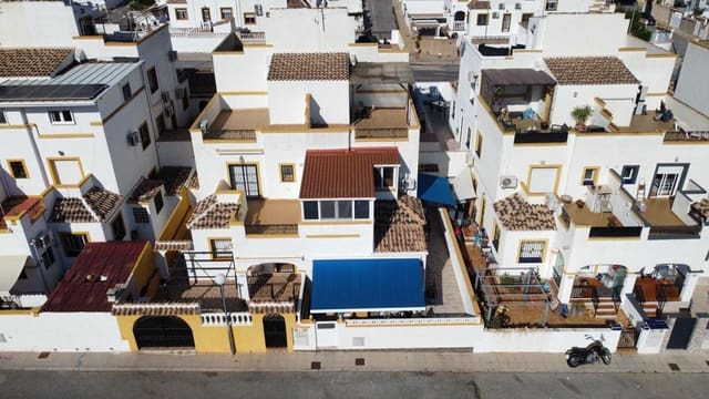 4 soveværelse Villa til salg i El Molino, Torrevieja med swimmingpool - € 209.900 (Ref: 9155449)