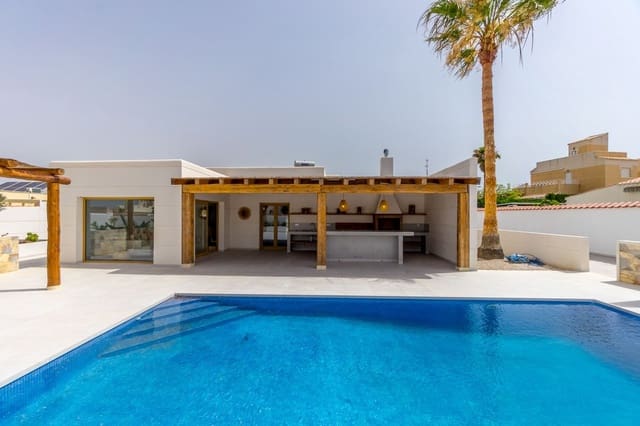 4 Zimmer Villa zu verkaufen in El Molino, Torrevieja - 795.000 € (Ref: 9155492)
