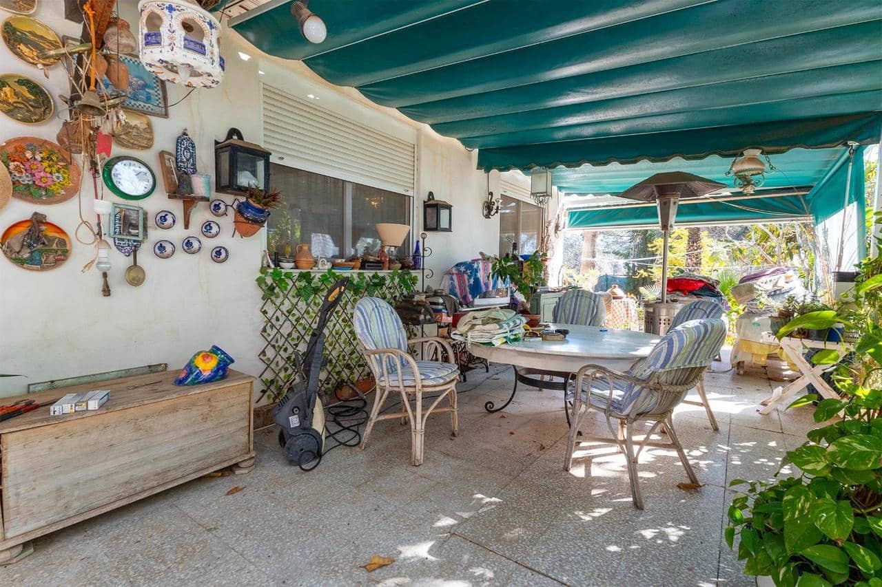 4 bedroom Villa for sale in Orihuela Costa with pool - € 349,969 (Ref: 9155517)