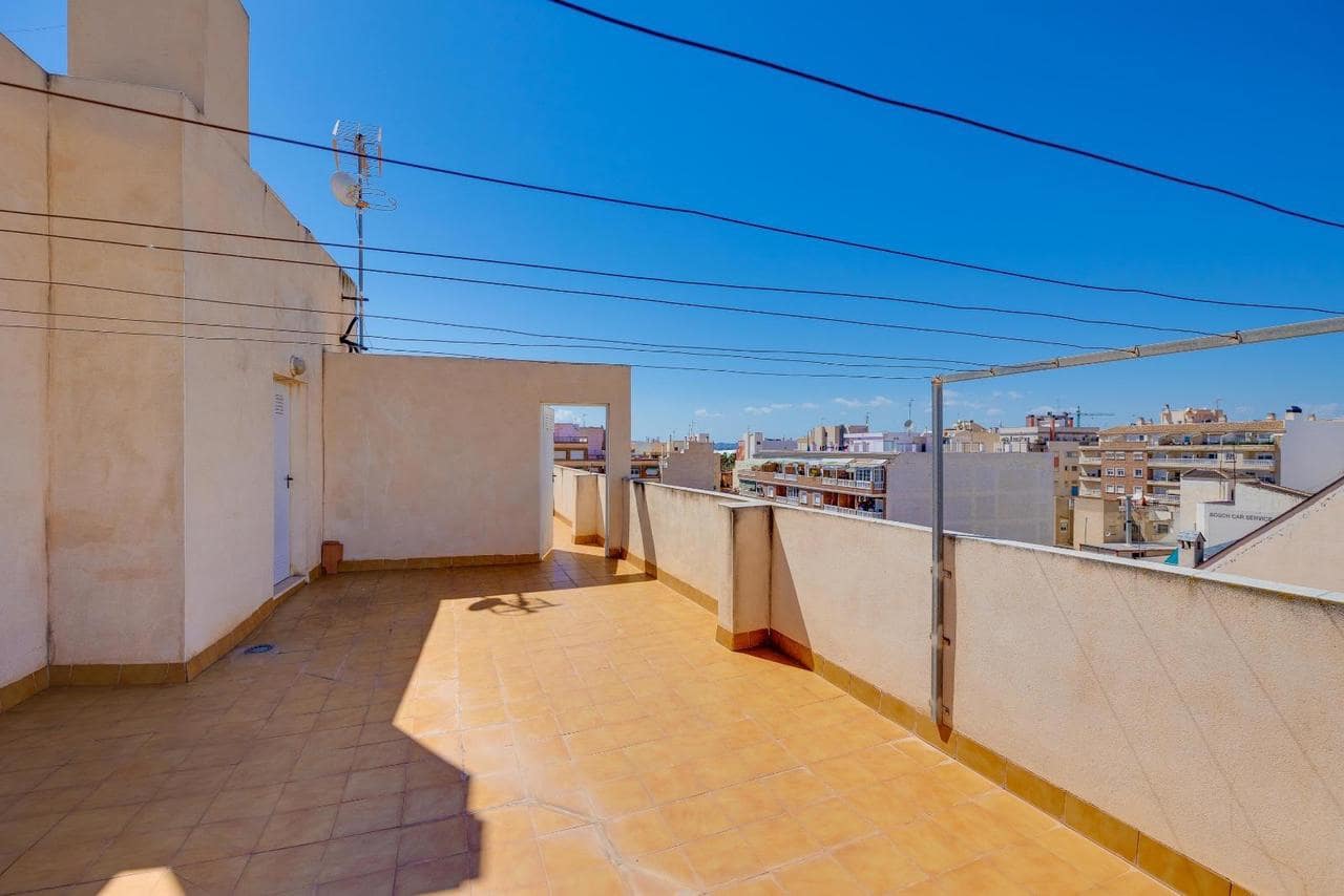 2 sovrum Takvåning till salu i Torrevieja - 145 969 € (Ref: 9155528)