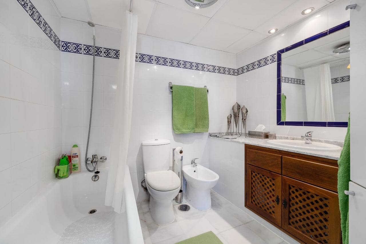 2 chambre Appartement à vendre à Torrevieja avec piscine - 209 000 € (Ref: 9155543)