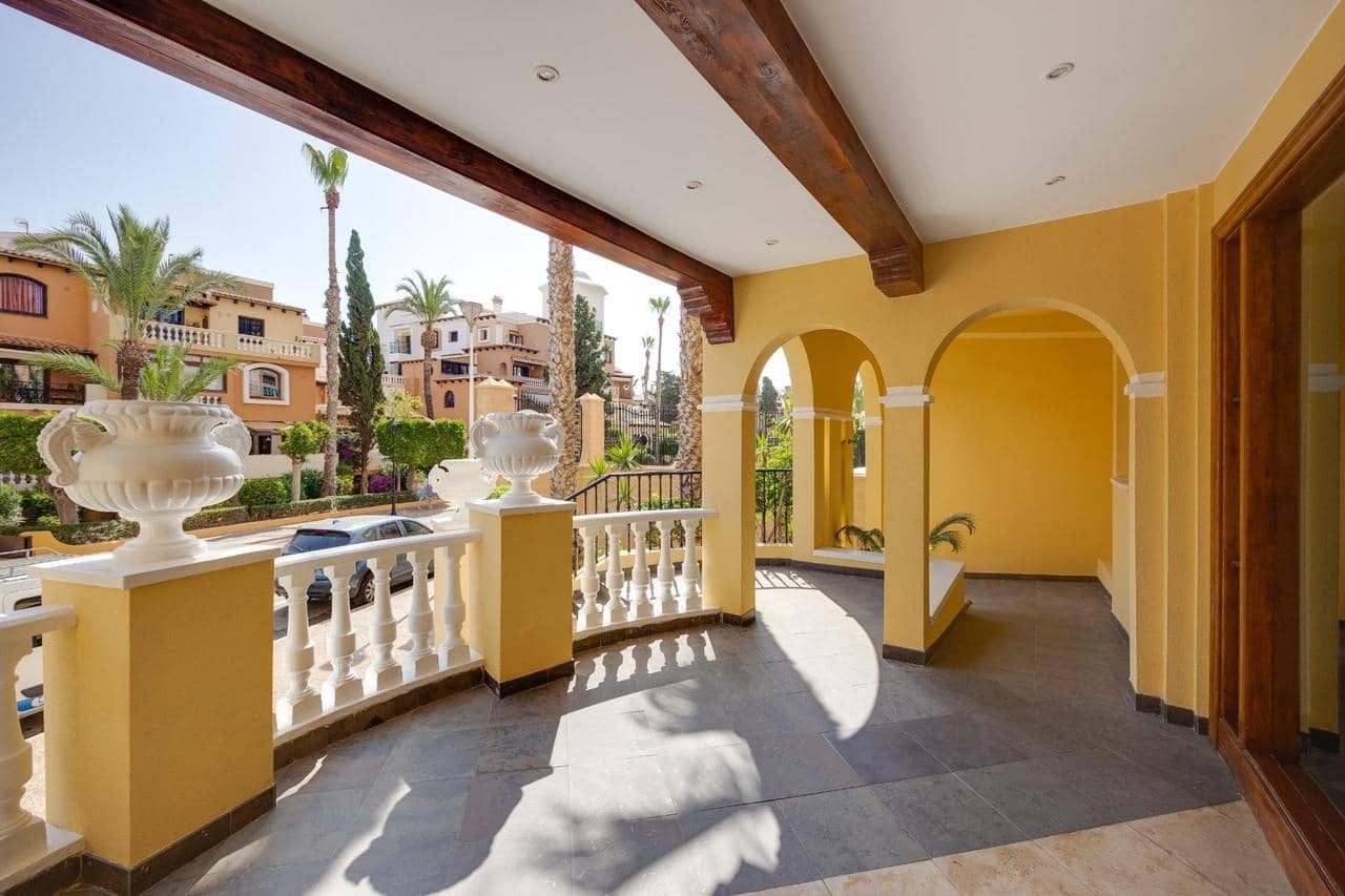 2 chambre Appartement à vendre à Torrevieja avec piscine - 209 000 € (Ref: 9155543)