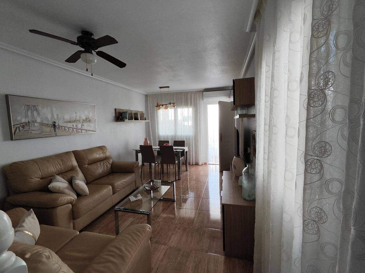 2 soveværelse Villa til salg i San Pedro del Pinatar med swimmingpool - € 210.000 (Ref: 9155561)