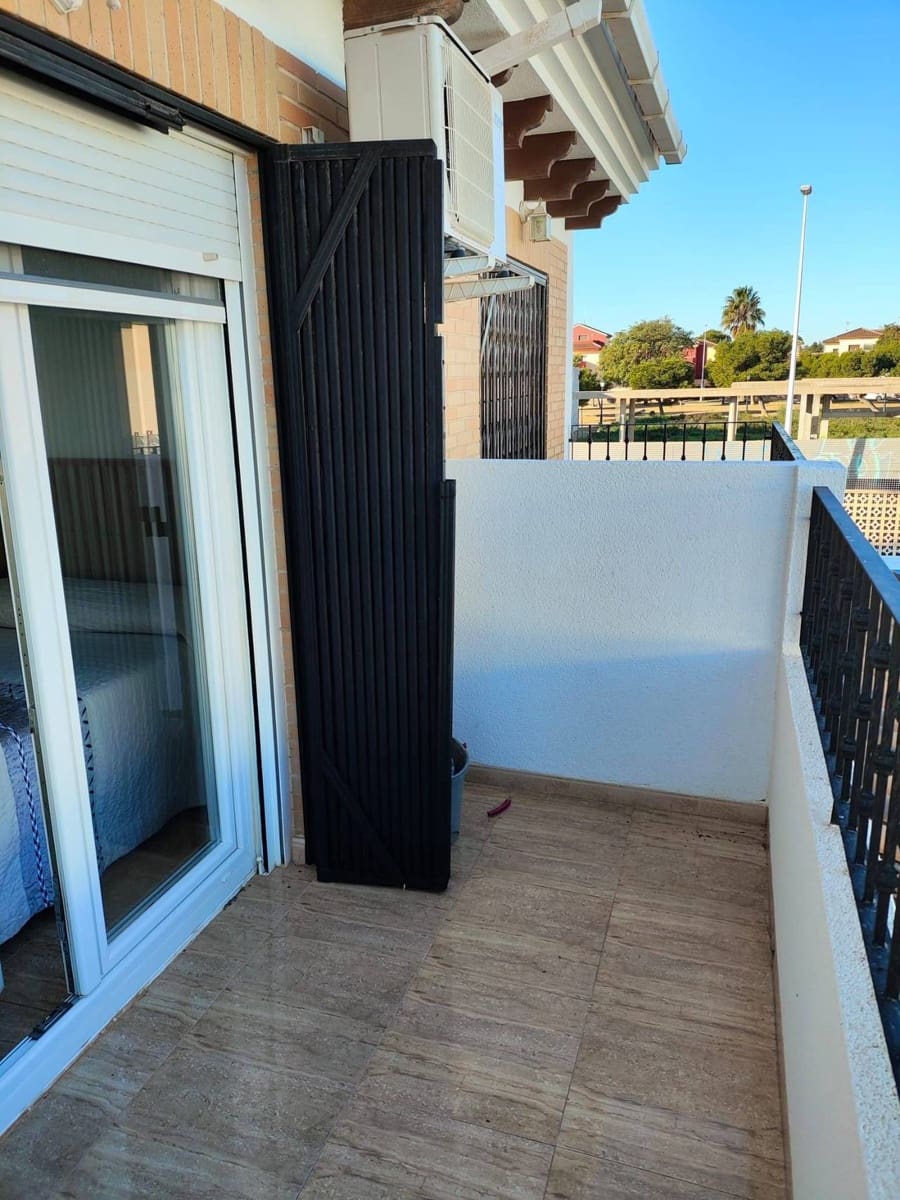 2 soveværelse Villa til salg i San Pedro del Pinatar med swimmingpool - € 210.000 (Ref: 9155561)