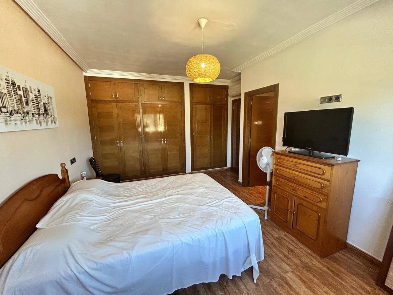 4 soveværelse Villa til salg i Los Alcazares med swimmingpool - € 260.000 (Ref: 9155569)