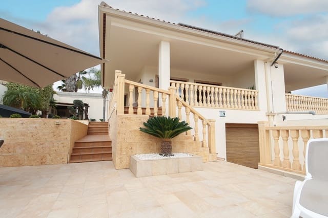 6 bedroom Villa for sale in El Molino, Torrevieja - € 699,000 (Ref: 9155587)
