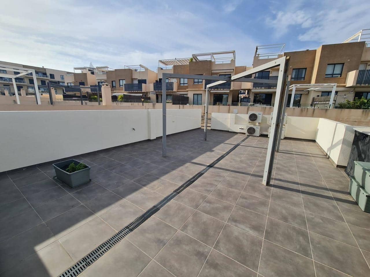 3 soveværelse Villa til salg i Orihuela Costa med swimmingpool - € 499.000 (Ref: 9155602)