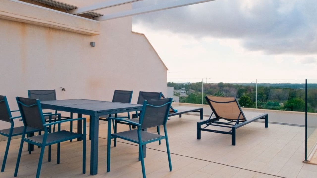 Apartamento de 2 habitaciones en Orihuela Costa en venta - 369.000 € (Ref: 9155604)