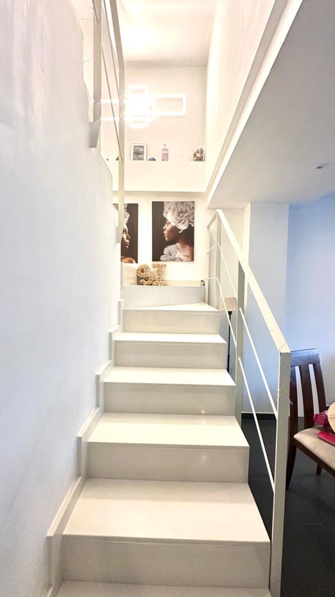 2 quarto Casa em Banda para venda em Torrevieja com piscina - 301 000 € (Ref: 9155620)