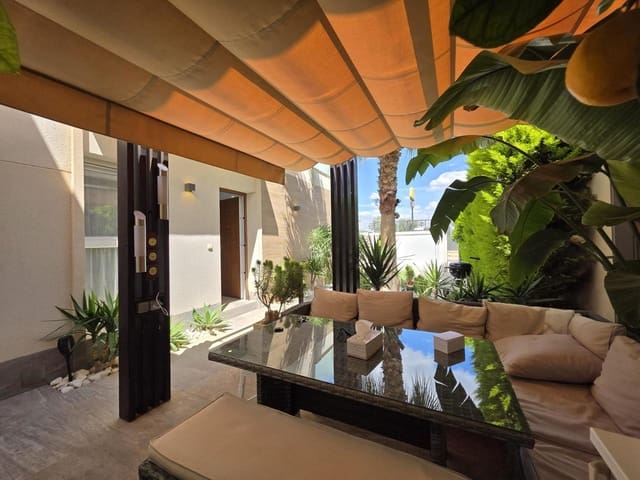 3 quarto Moradia para venda em Pilar de la Horadada ciudad, Pilar de la Horadada com piscina - 427 800 € (Ref: 9155631)