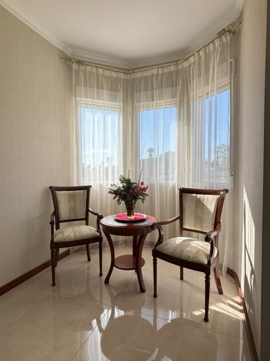 5 bedroom Villa for sale in Ciudad Quesada - € 670,000 (Ref: 9155639)