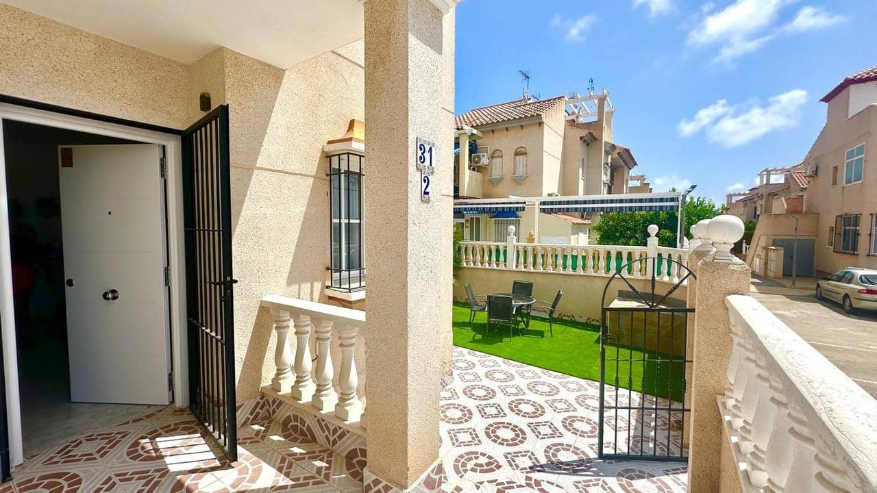 2 soveværelse Lejlighed til salg i Orihuela Costa med swimmingpool - € 179.900 (Ref: 9155645)