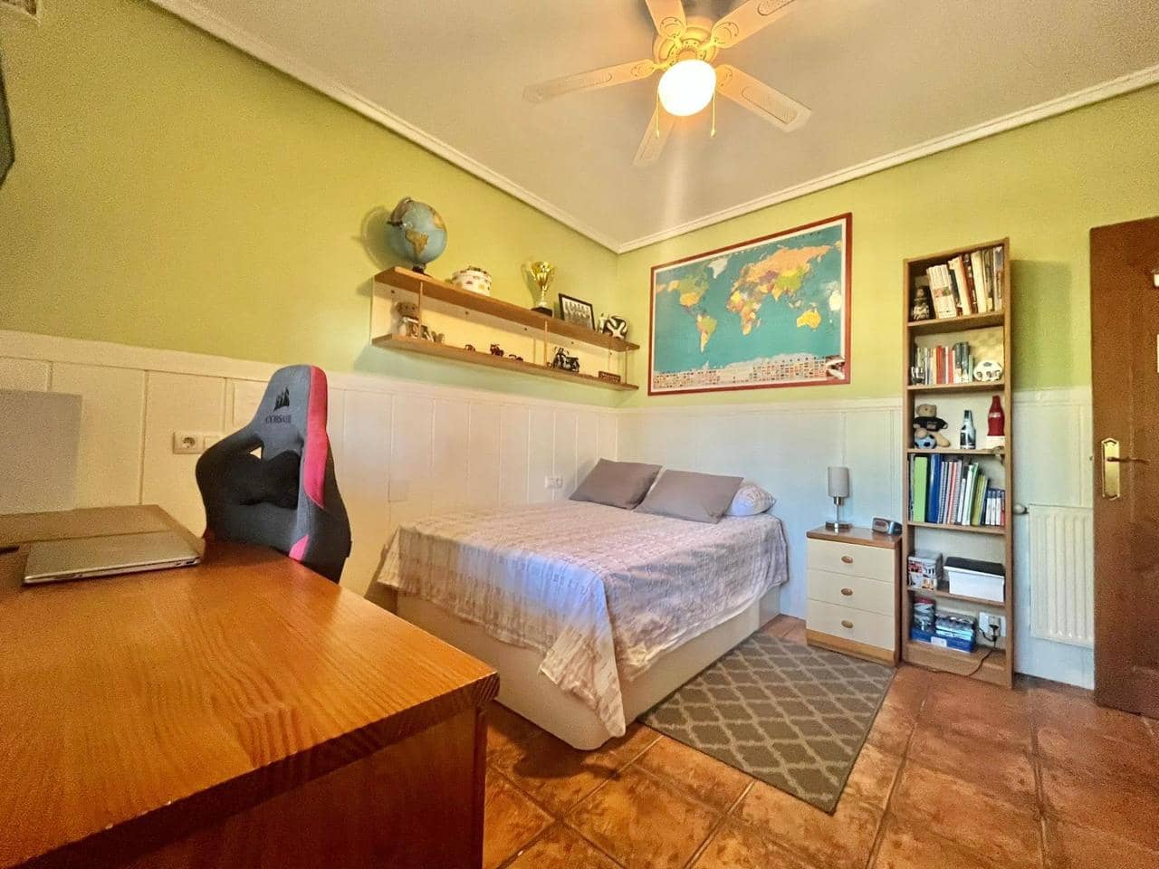 Chalet de 3 habitaciones en Torrevieja en venta - 495.000 € (Ref: 9155654)