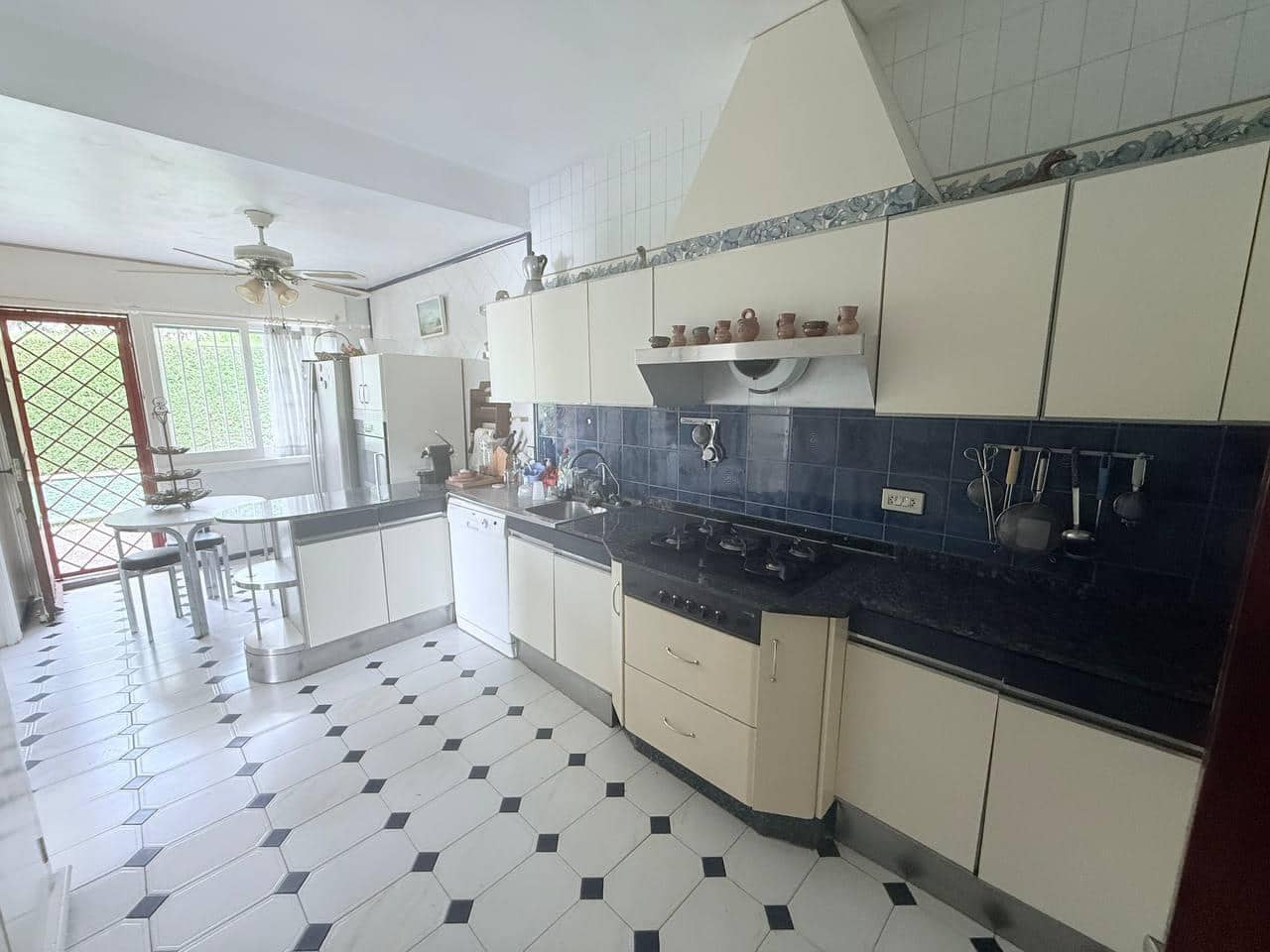 4 bedroom Villa for sale in Orihuela Costa - € 685,000 (Ref: 9155663)