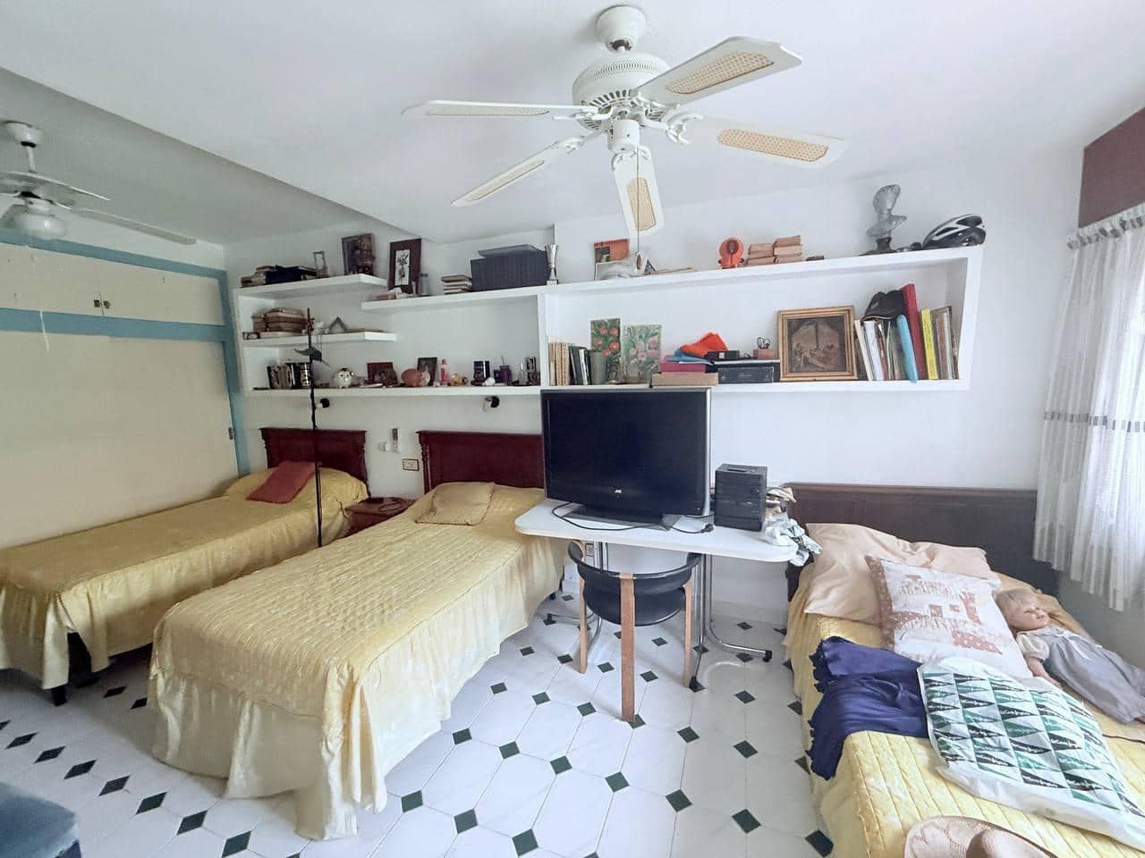 4 bedroom Villa for sale in Orihuela Costa - € 685,000 (Ref: 9155663)