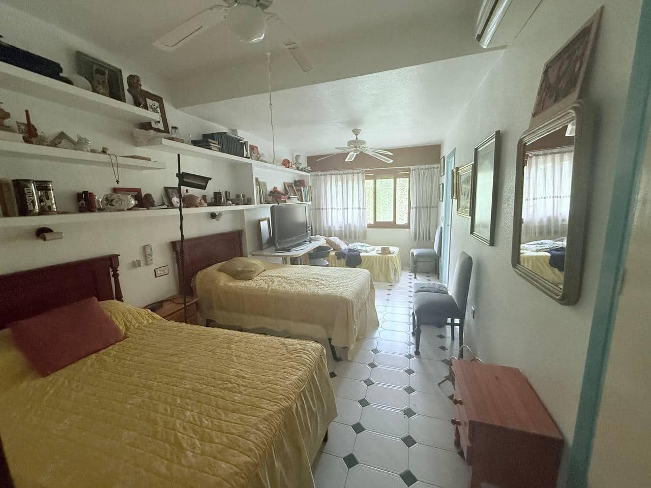 4 bedroom Villa for sale in Orihuela Costa - € 685,000 (Ref: 9155663)