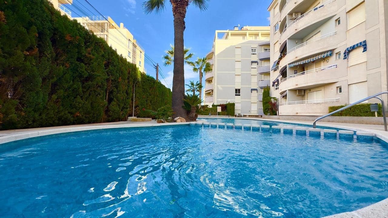 2 quarto Apartamento para venda em Torrevieja com piscina - 149 900 € (Ref: 9155668)