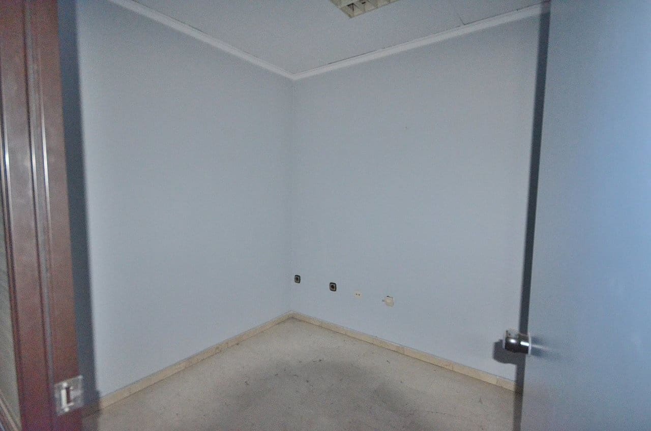 7 makuuhuone Huoneisto myytävänä paikassa Torrevieja - 220 000 € (Ref: 9155672)