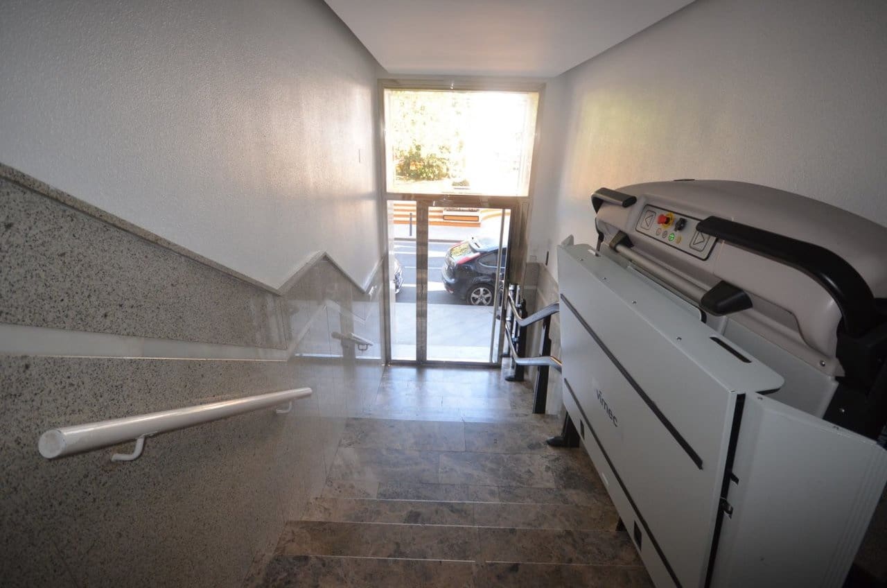 Apartamento de 4 habitaciones en Torrevieja en venta - 234.000 € (Ref: 9155673)