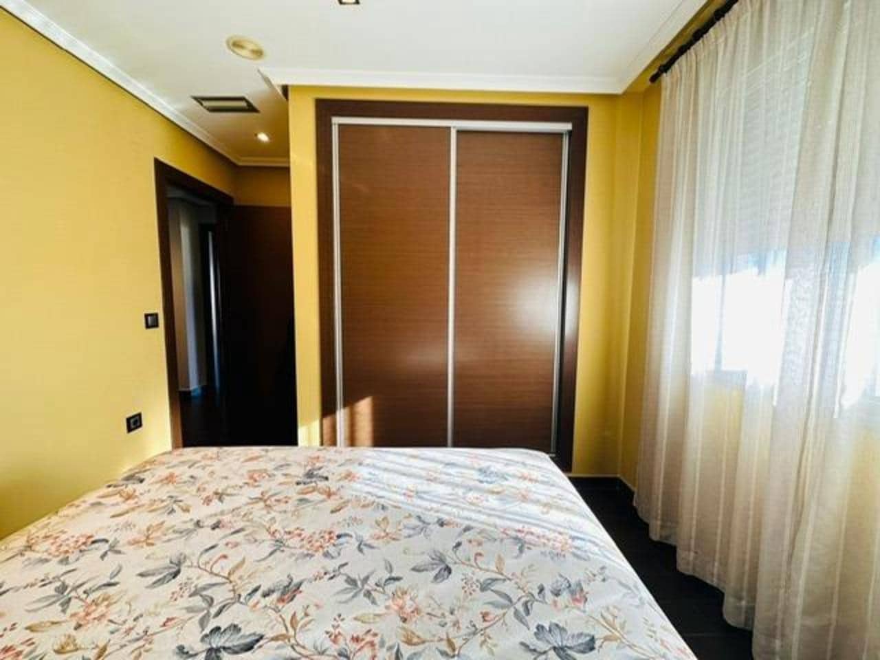 3 makuuhuone Huoneisto myytävänä paikassa Torrevieja - 490 000 € (Ref: 9155693)