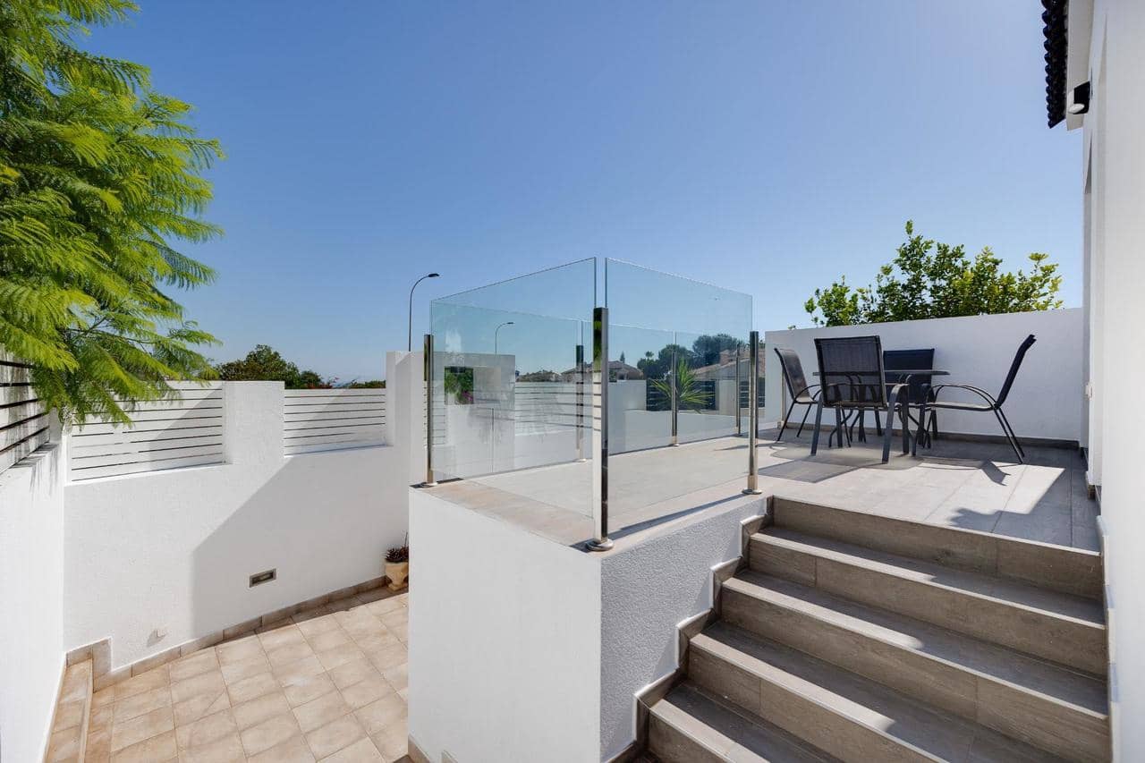 2 quarto Moradia para venda em Torrevieja com piscina - 290 000 € (Ref: 9155721)