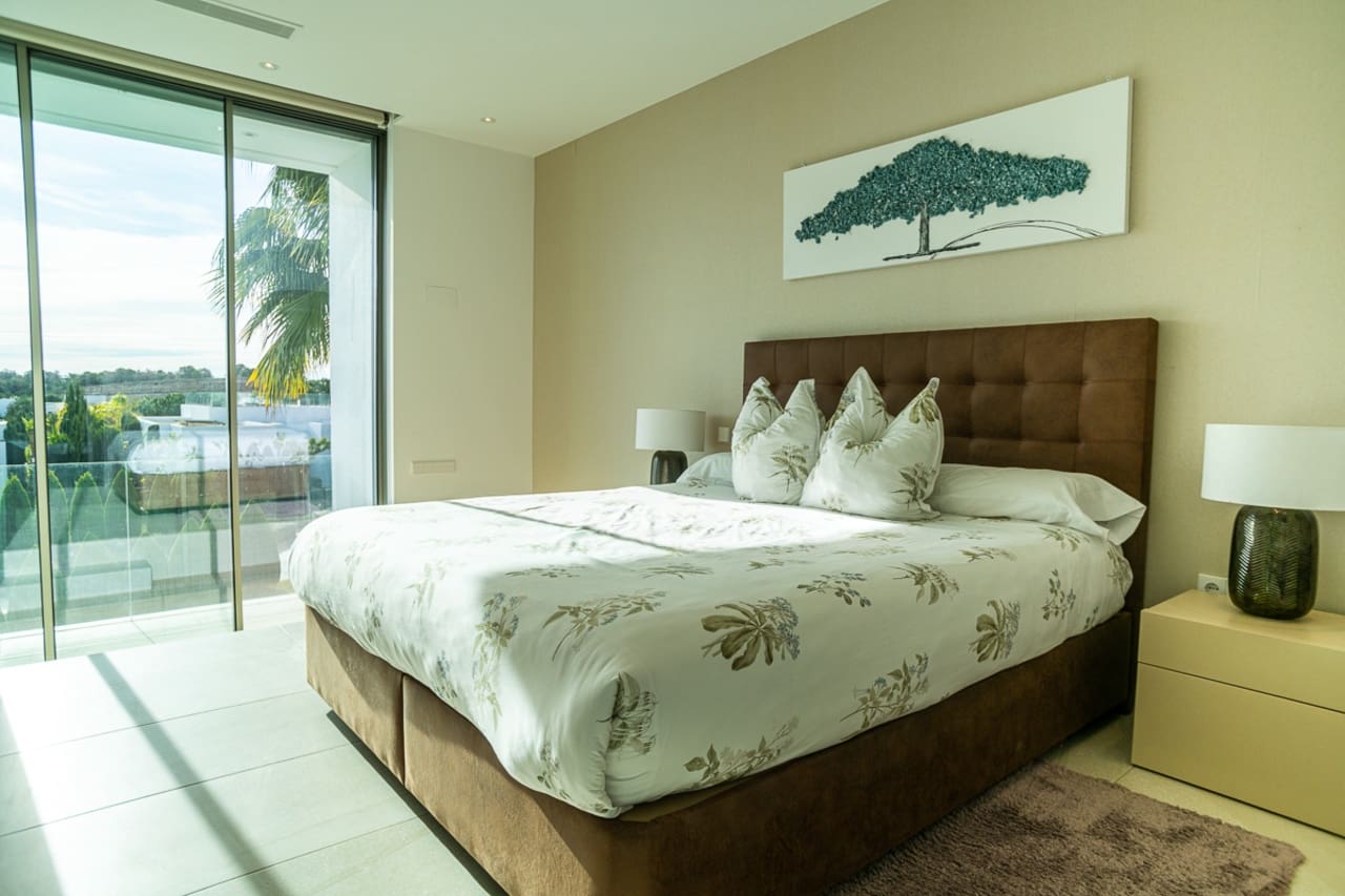 4 quarto Moradia para venda em Las Colinas Golf - 950 000 € (Ref: 9155727)