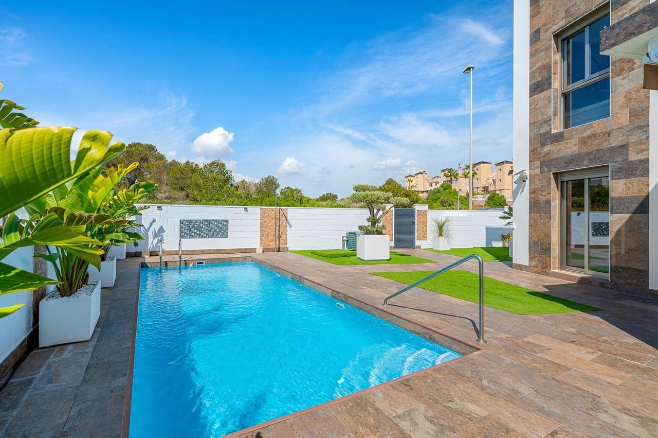 3 bedroom Villa for sale in Orihuela Costa - € 475,000 (Ref: 9155744)