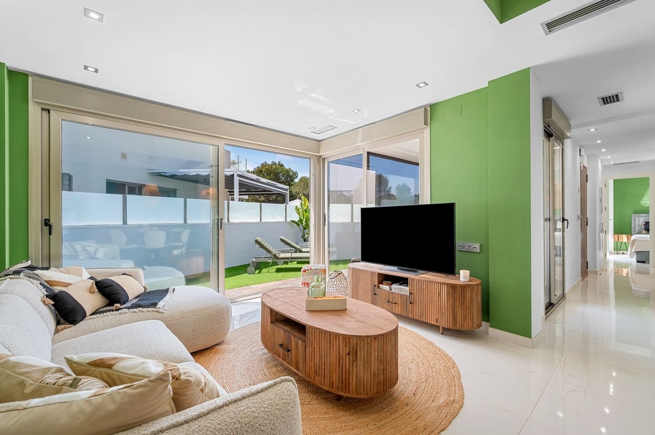 3 bedroom Villa for sale in Orihuela Costa - € 475,000 (Ref: 9155744)