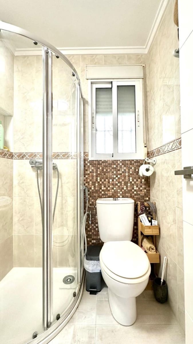 4 bedroom Villa for sale in Orihuela Costa with pool - € 420,000 (Ref: 9155768)