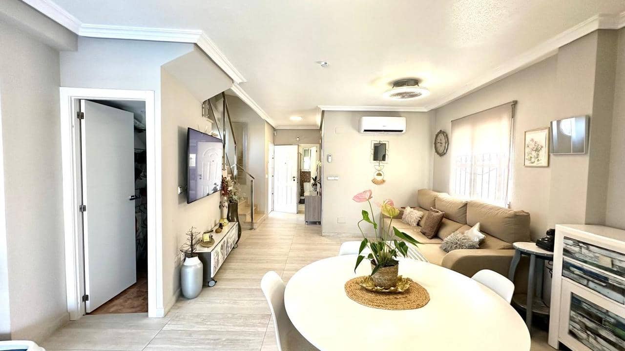 4 bedroom Villa for sale in Orihuela Costa with pool - € 420,000 (Ref: 9155768)