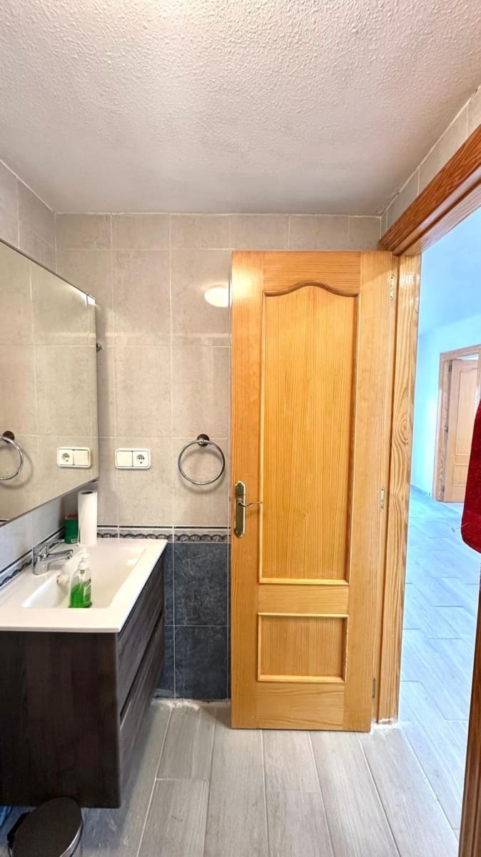 3 slaapkamer Huis te koop in Torrevieja met zwembad - € 179.000 (Ref: 9155776)