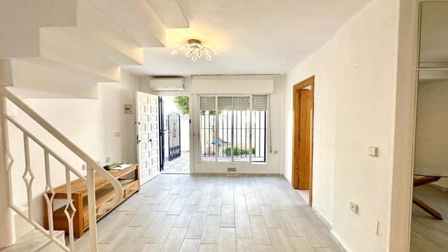 3 bedroom Townhouse for sale in El Molino, Torrevieja with pool - € 179,000 (Ref: 9155776)