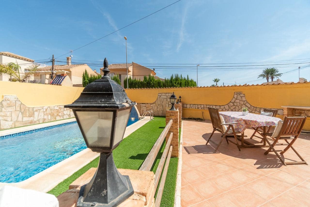 5 soveværelse Byhus til salg i Orihuela Costa med swimmingpool - € 350.000 (Ref: 9155866)