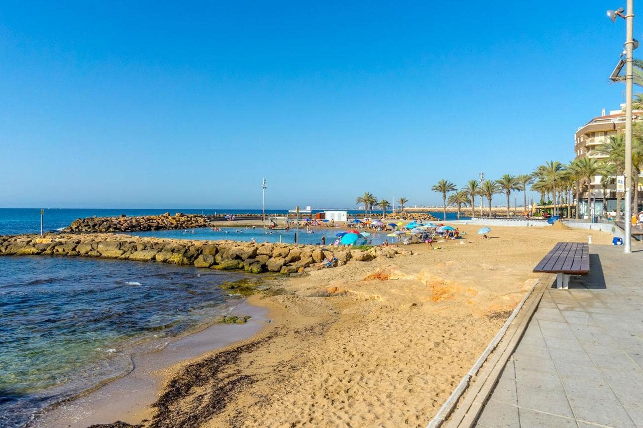 4 sovrum Lägenhet till salu i Torrevieja - 379 000 € (Ref: 9155911)