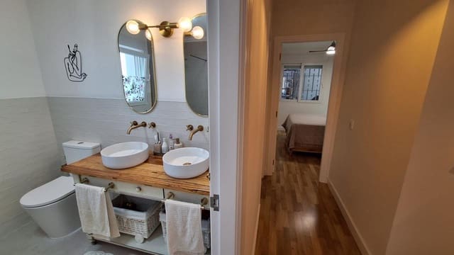 Chalet de 4 habitaciones en El Molino, Torrevieja en venta con piscina - 490.000 € (Ref: 9155925)